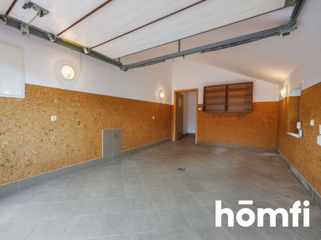 Well-kept detached house with shutters and a garage - Дім - Продаж - Rzeszów, Pogwizdów Nowy