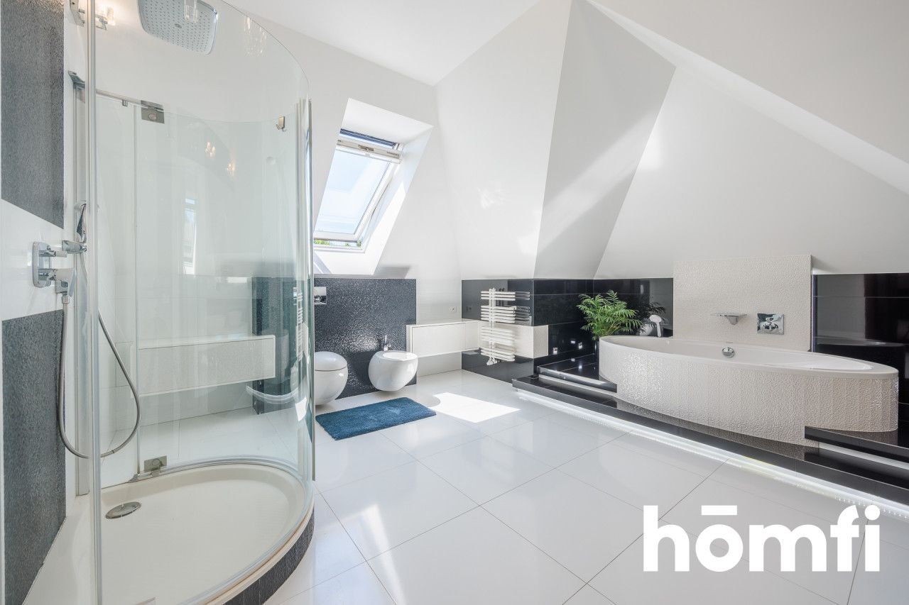 Komfortowy dom wolnostojący o pow. 254 m² na 12,92 arowej działce - ZALESIE - Dom - Sprzedaż - Rzeszów, Zalesie