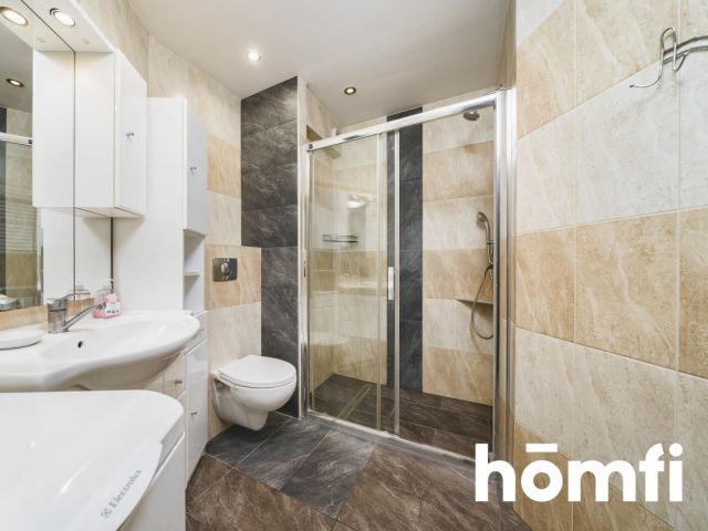 For sale 2-bedroom apartment in perfect location at Jana Pawla street - Квартира - Продаж - Kraków, Nowa Huta / Czyżyny