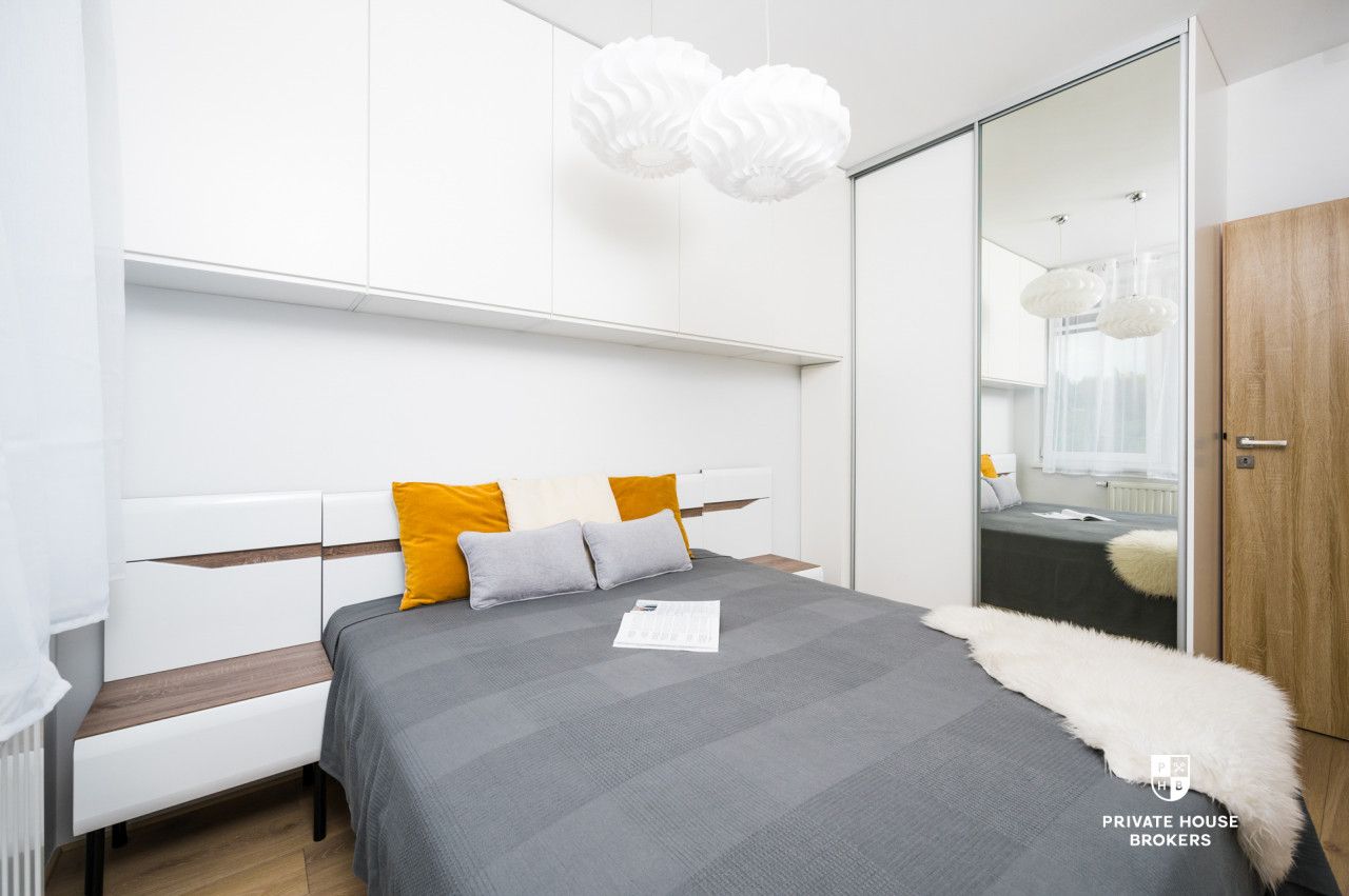 A spacious, two-room apartment at Orlińskiego Street - Apartment - Rent - Kraków, Nowa Huta / Czyżyny