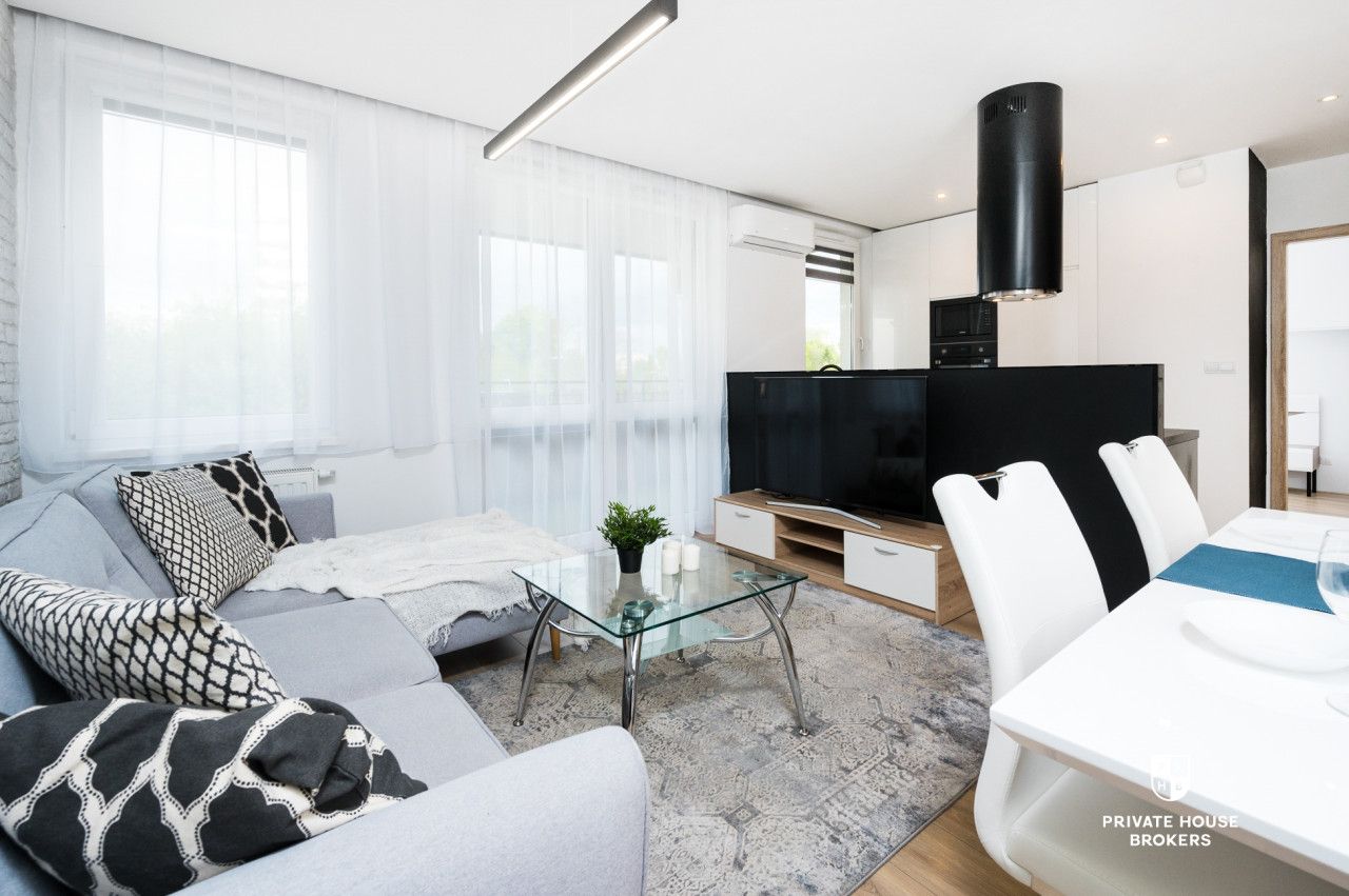 A spacious, two-room apartment at Orlińskiego Street - Apartment - Rent - Kraków, Nowa Huta / Czyżyny