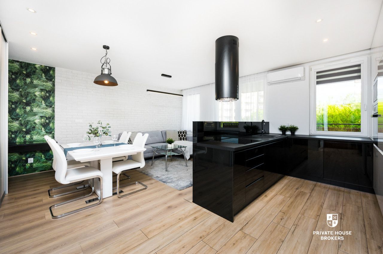 A spacious, two-room apartment at Orlińskiego Street - Apartment - Rent - Kraków, Nowa Huta / Czyżyny