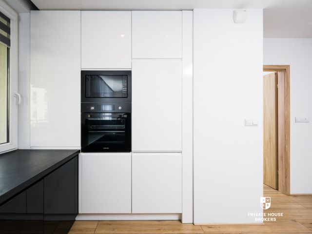 A spacious, two-room apartment at Orlińskiego Street - Apartment - Rent - Kraków, Nowa Huta / Czyżyny