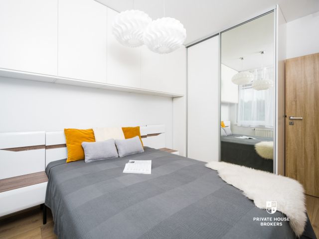A spacious, two-room apartment at Orlińskiego Street - Apartment - Rent - Kraków, Nowa Huta / Czyżyny