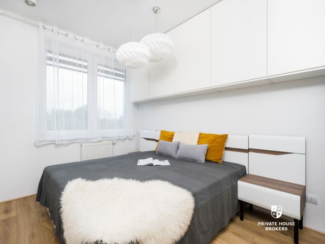 A spacious, two-room apartment at Orlińskiego Street - Apartment - Rent - Kraków, Nowa Huta / Czyżyny
