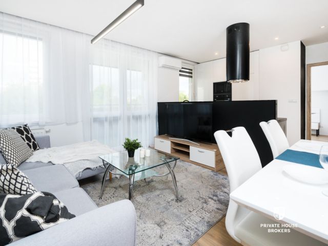 A spacious, two-room apartment at Orlińskiego Street - Apartment - Rent - Kraków, Nowa Huta / Czyżyny