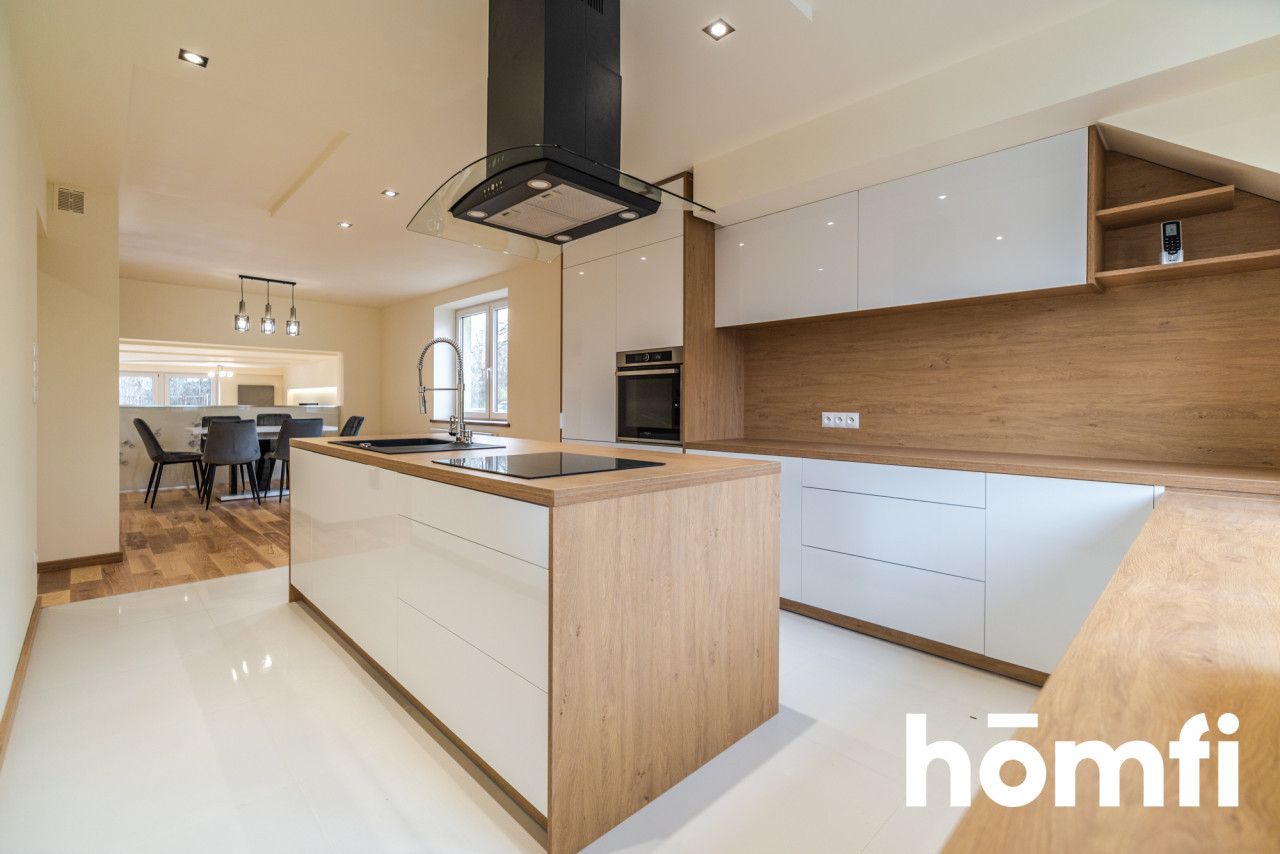 Semi-detached house in the center, 155 m2 of usable area, perfect condition. - Дім - Оренда - Radom, Os. XV-lecia