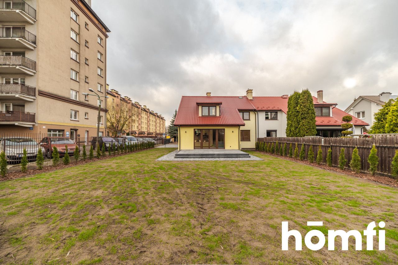 Semi-detached house in the center, 155 m2 of usable area, perfect condition. - Дім - Оренда - Radom, Os. XV-lecia