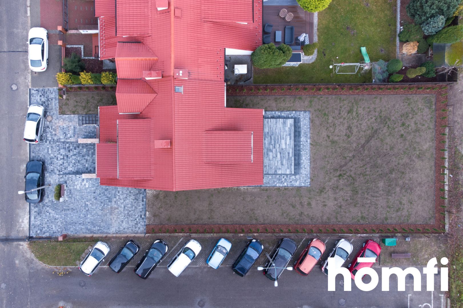 Semi-detached house in the center, 155 m2 of usable area, perfect condition. - Дім - Оренда - Radom, Os. XV-lecia