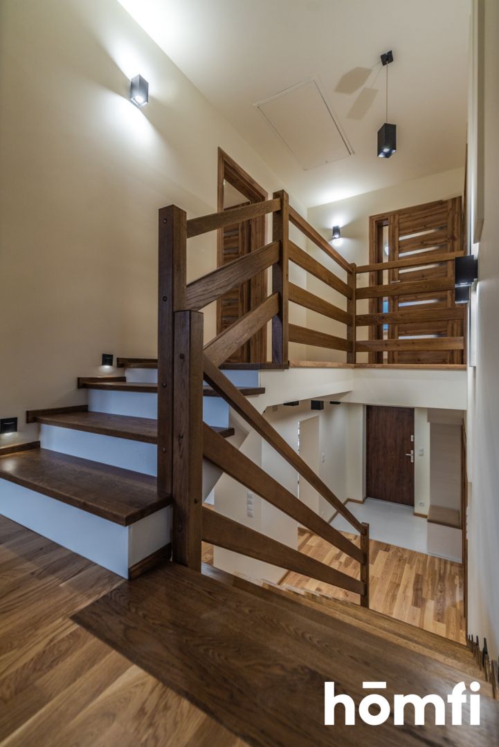 Semi-detached house in the center, 155 m2 of usable area, perfect condition. - Дім - Оренда - Radom, Os. XV-lecia