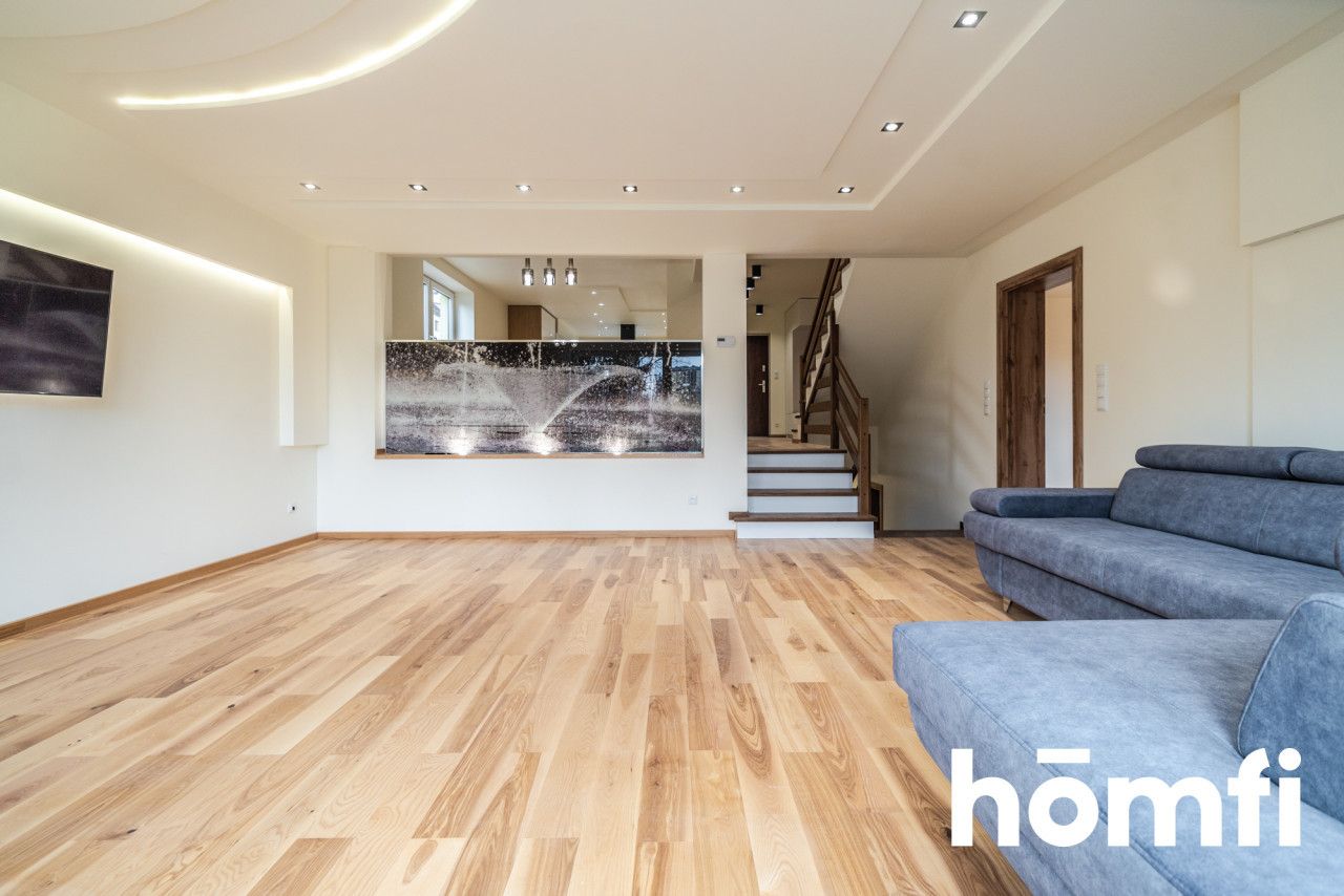 Semi-detached house in the center, 155 m2 of usable area, perfect condition. - Дім - Оренда - Radom, Os. XV-lecia