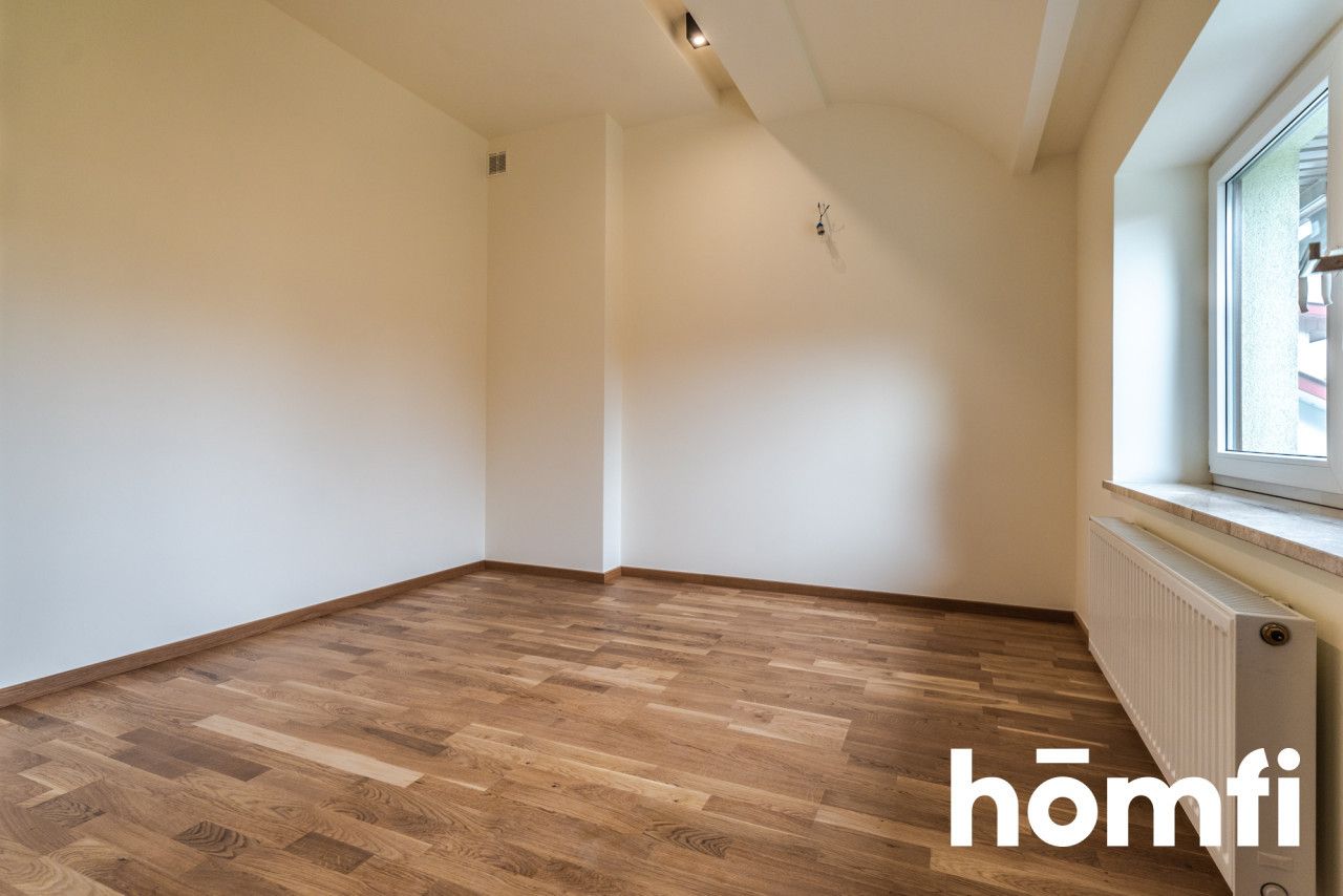 Semi-detached house in the center, 155 m2 of usable area, perfect condition. - Дім - Оренда - Radom, Os. XV-lecia