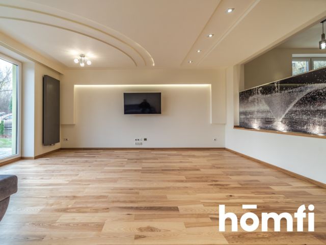 Semi-detached house in the center, 155 m2 of usable area, perfect condition. - Дім - Оренда - Radom, Os. XV-lecia