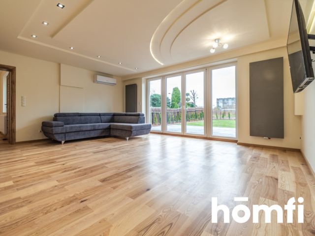 Semi-detached house in the center, 155 m2 of usable area, perfect condition. - Дім - Оренда - Radom, Os. XV-lecia
