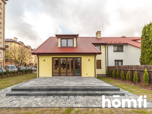 Semi-detached house in the center, 155 m2 of usable area, perfect condition. - Дім - Оренда - Radom, Os. XV-lecia
