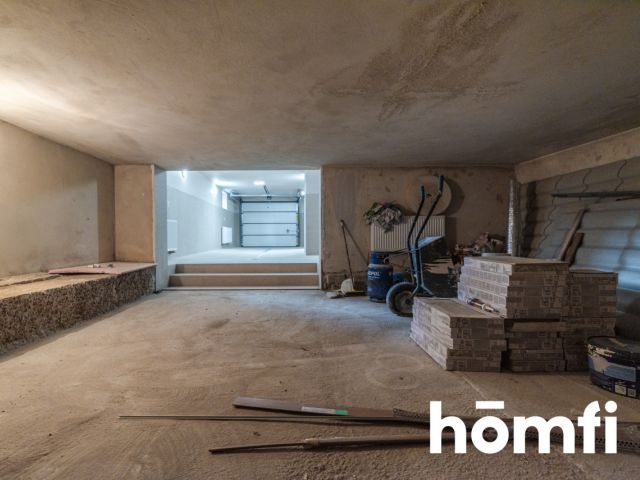 Semi-detached house in the center, 155 m2 of usable area, perfect condition. - Дім - Оренда - Radom, Os. XV-lecia