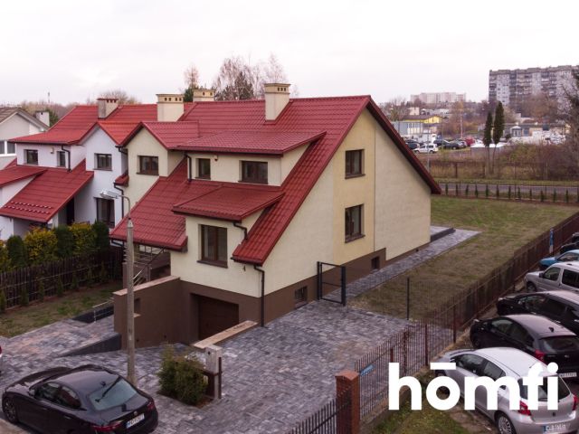 Semi-detached house in the center, 155 m2 of usable area, perfect condition. - Дім - Оренда - Radom, Os. XV-lecia