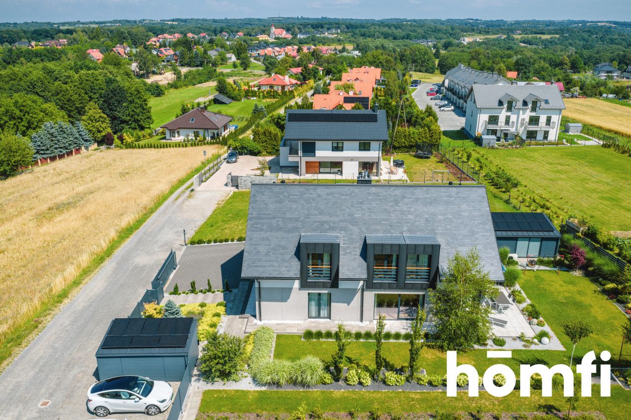 Luksusowy dom wolnostojący o pow. 282 m² z widokiem na panoramę Rzeszowa - Dom - Sprzedaż - Rzeszów, Święty Roch