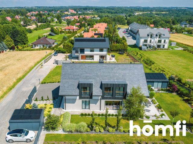 A luxurious detached house with an area of 282 m² with a panoramic view of Rzeszów - Дім - Продаж - Rzeszów, Święty Roch