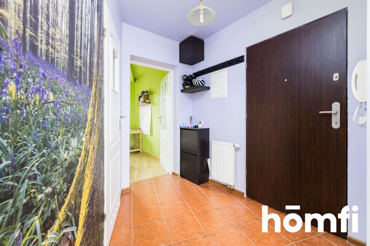 A two-room apartment with a large balcony and a storage room located in Krakow on Na Zielonki Street - Квартира - Продаж - Kraków, Krowodrza / Prądnik Biały