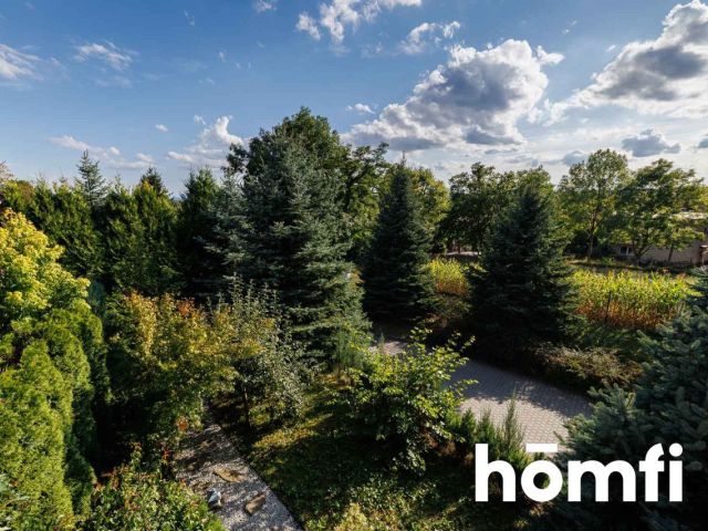 A two-room apartment with a large balcony and a storage room located in Krakow on Na Zielonki Street - Квартира - Продаж - Kraków, Krowodrza / Prądnik Biały