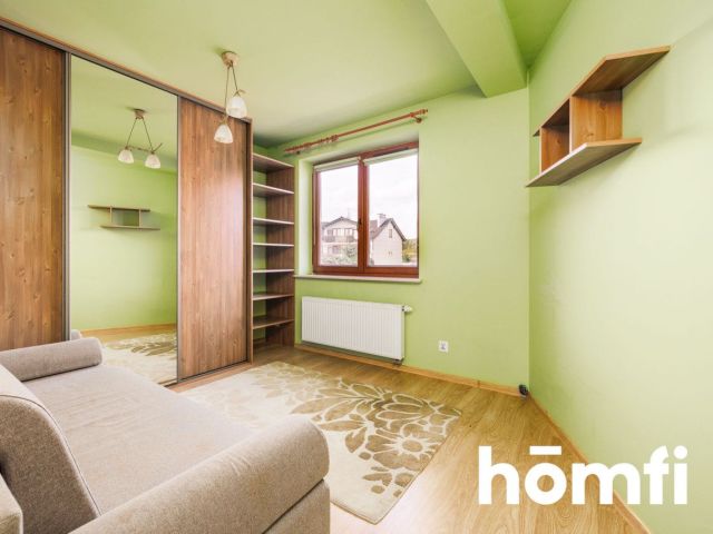 A two-room apartment with a large balcony and a storage room located in Krakow on Na Zielonki Street - Квартира - Продаж - Kraków, Krowodrza / Prądnik Biały