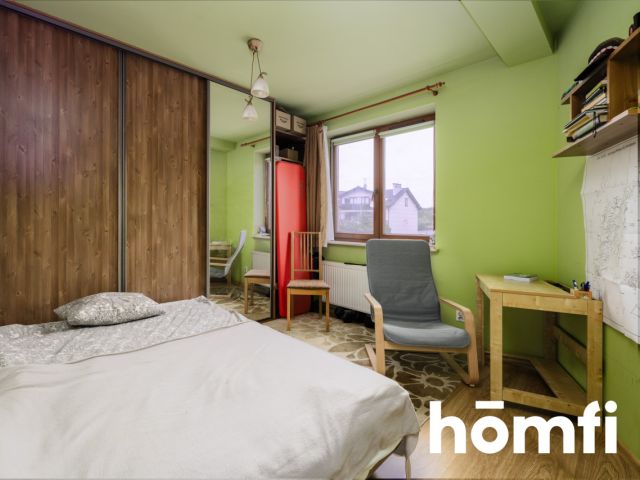 A two-room apartment with a large balcony and a storage room located in Krakow on Na Zielonki Street - Квартира - Продаж - Kraków, Krowodrza / Prądnik Biały