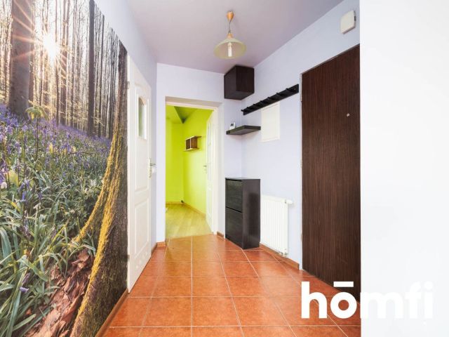 A two-room apartment with a large balcony and a storage room located in Krakow on Na Zielonki Street - Квартира - Продаж - Kraków, Krowodrza / Prądnik Biały