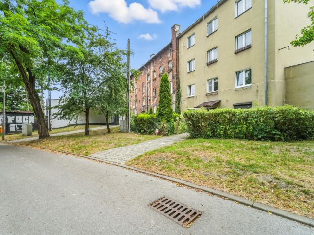 COZY AND COMFORTABLE APARTMENT FOR SALE IN HEART OF GLIWICE - 34.3 m² - Квартира - Продаж - Gliwice, Centrum