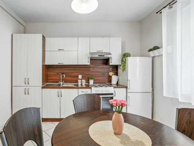 COZY AND COMFORTABLE APARTMENT FOR SALE IN HEART OF GLIWICE - 34.3 m² - Квартира - Продаж - Gliwice, Centrum