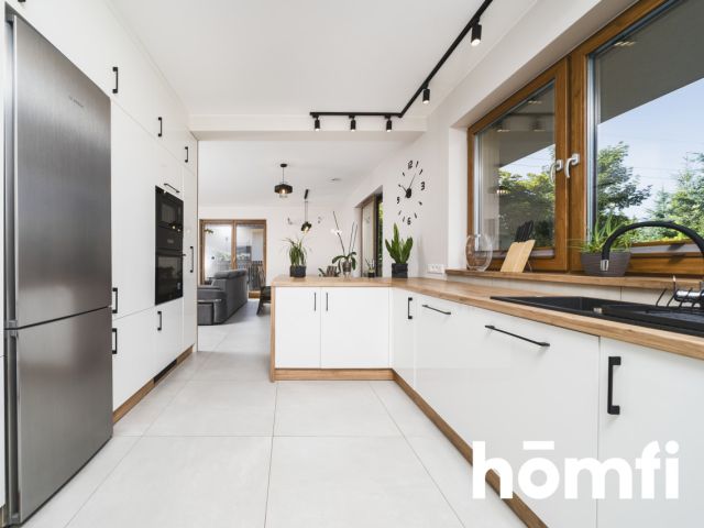 Energooszczędny dom na sprzedaż w Krakowie | Fotowoltaika + Magazyn Energii | Pompa ciepła + Rekuperacja | Działka: 7 ar - House - Sale - Kraków, Podgórze / Sidzina