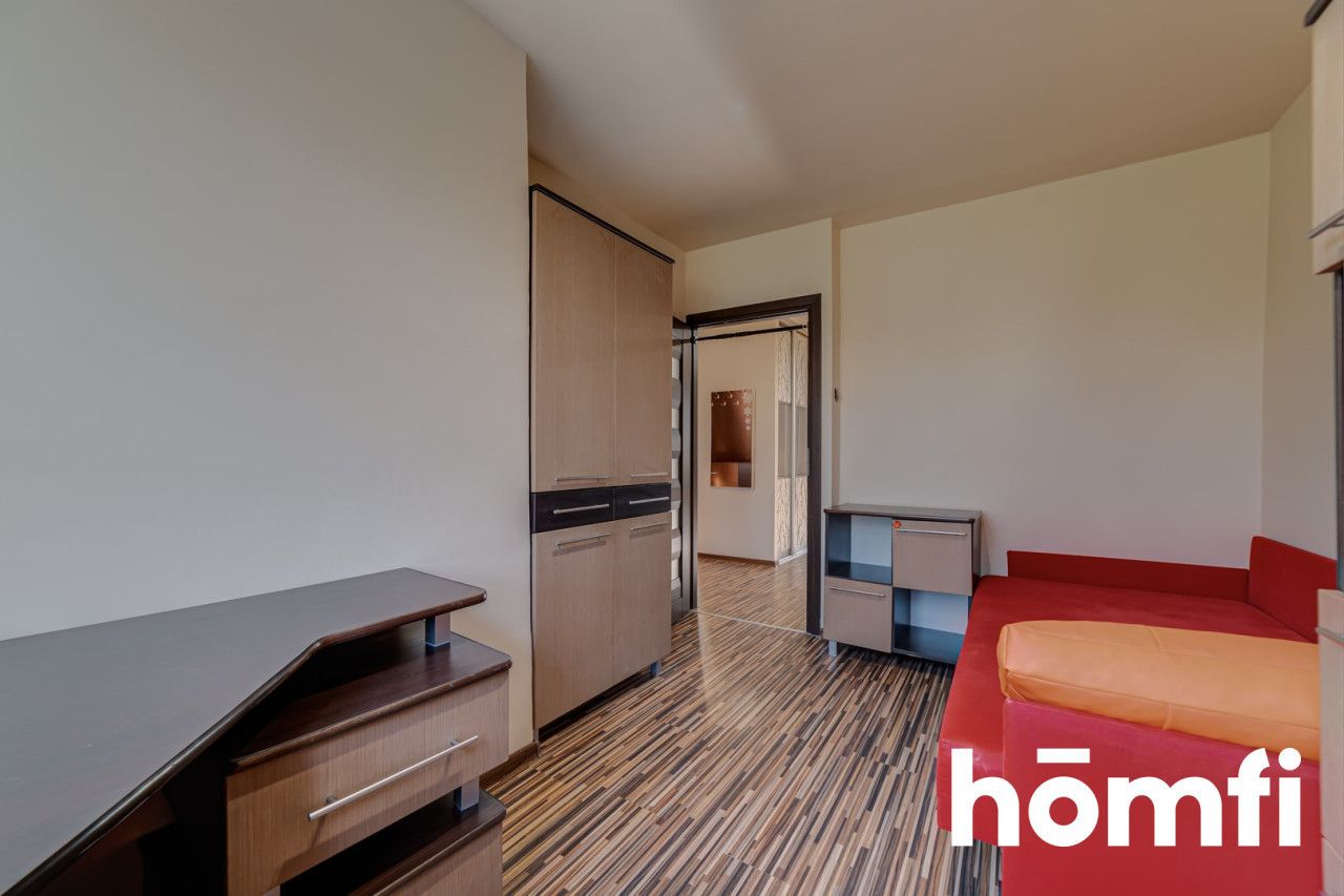 Spacious flat with 3 rooms placed in great localization - Apartment - Rent - Radom, Ustronie