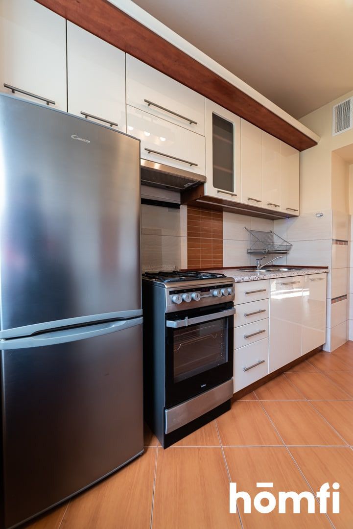 Spacious flat with 3 rooms placed in great localization - Apartment - Rent - Radom, Ustronie