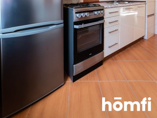 Spacious flat with 3 rooms placed in great localization - Apartment - Rent - Radom, Ustronie