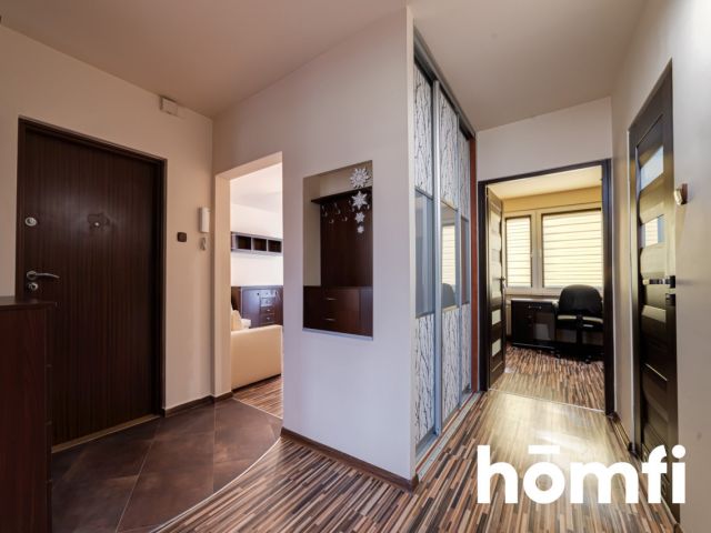 Spacious flat with 3 rooms placed in great localization - Apartment - Rent - Radom, Ustronie