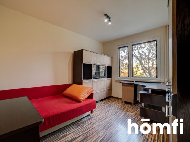 Spacious flat with 3 rooms placed in great localization - Apartment - Rent - Radom, Ustronie