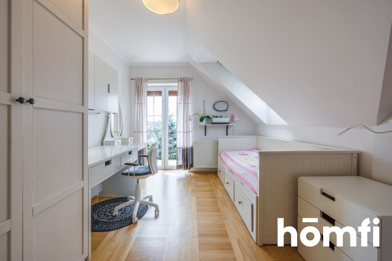 Comfortable detached house with an area of 118.6 m² (191.26m² total area) on a 9.24 ares plot - Sanok - House - Sale - Sanocki, Sanok
