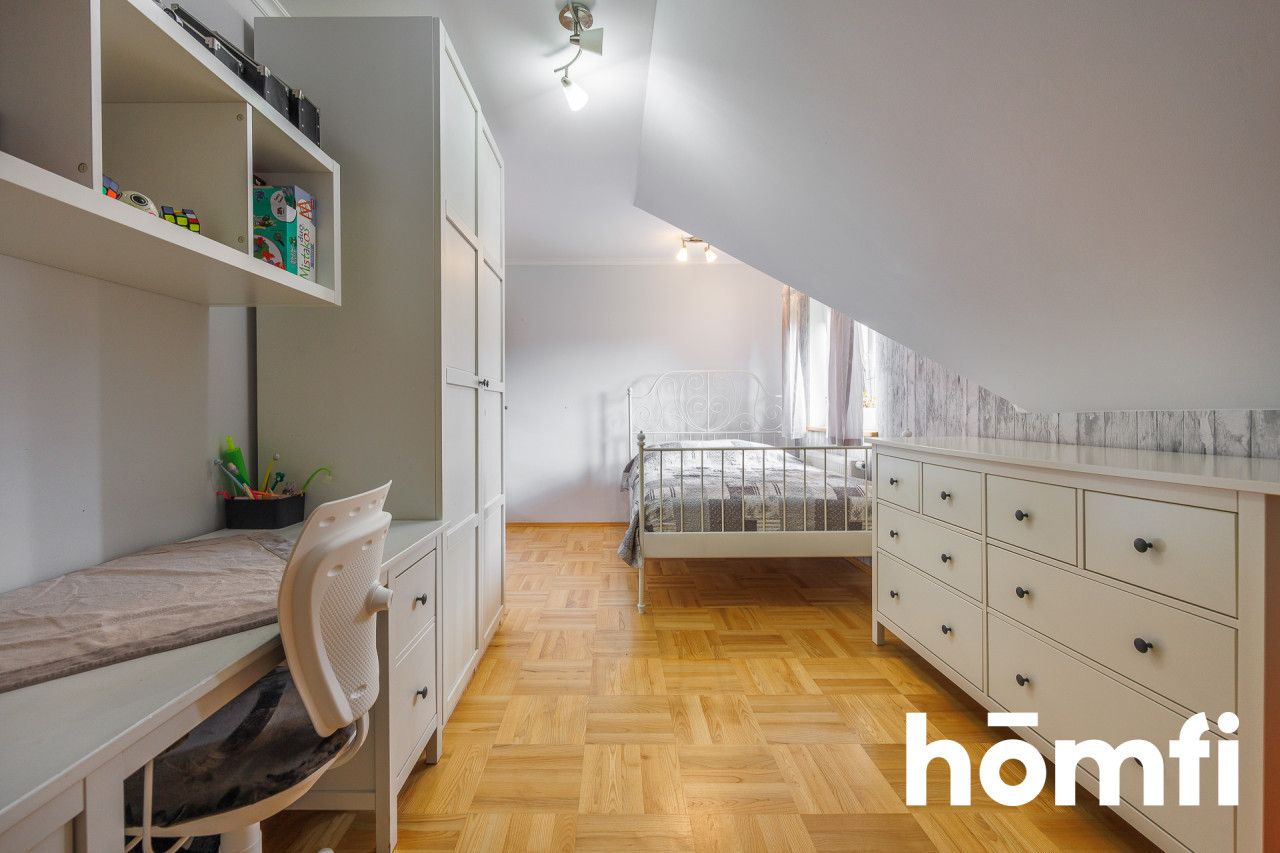 Komfortowy dom wolnostojący o pow. 118,6 m² ( 191,26m² pow. całkowita ) na 9,24 arowej działce - Sanok - Dom - Sprzedaż - Sanocki, Sanok