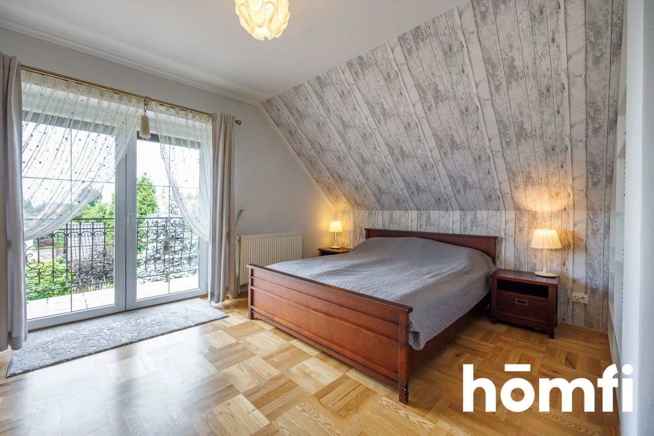 Komfortowy dom wolnostojący o pow. 118,6 m² ( 191,26m² pow. całkowita ) na 9,24 arowej działce - Sanok - Dom - Sprzedaż - Sanocki, Sanok