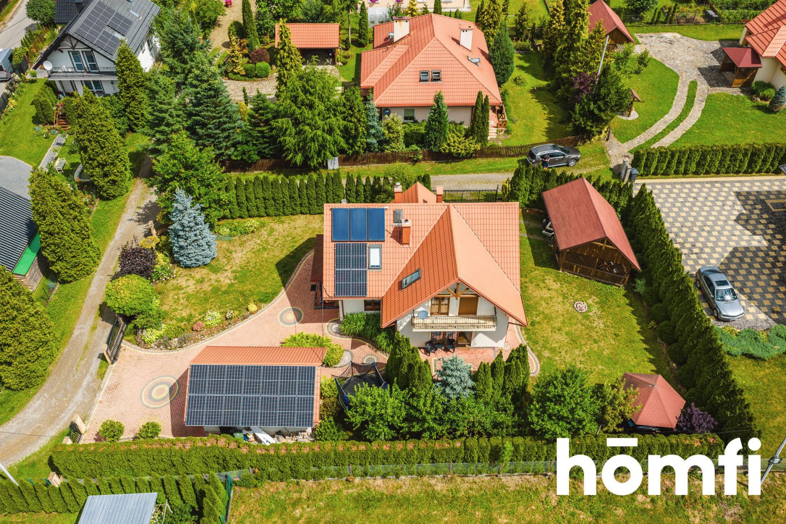 Komfortowy dom wolnostojący o pow. 118,6 m² ( 191,26m² pow. całkowita ) na 9,24 arowej działce - Sanok - Dom - Sprzedaż - Sanocki, Sanok