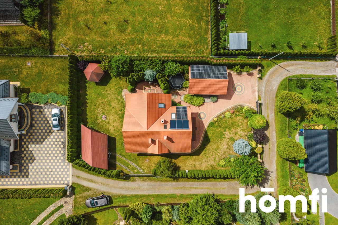 Komfortowy dom wolnostojący o pow. 118,6 m² ( 191,26m² pow. całkowita ) na 9,24 arowej działce - Sanok - Dom - Sprzedaż - Sanocki, Sanok