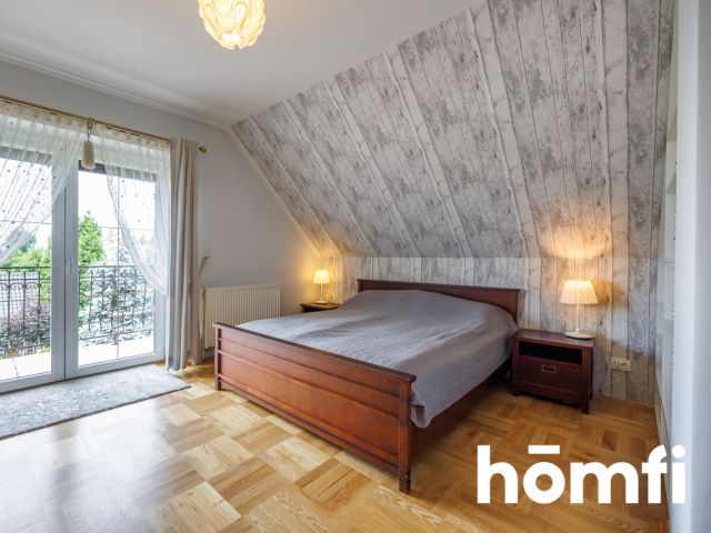 Komfortowy dom wolnostojący o pow. 118,6 m² ( 191,26m² pow. całkowita ) na 9,24 arowej działce - Sanok - Dom - Sprzedaż - Sanocki, Sanok