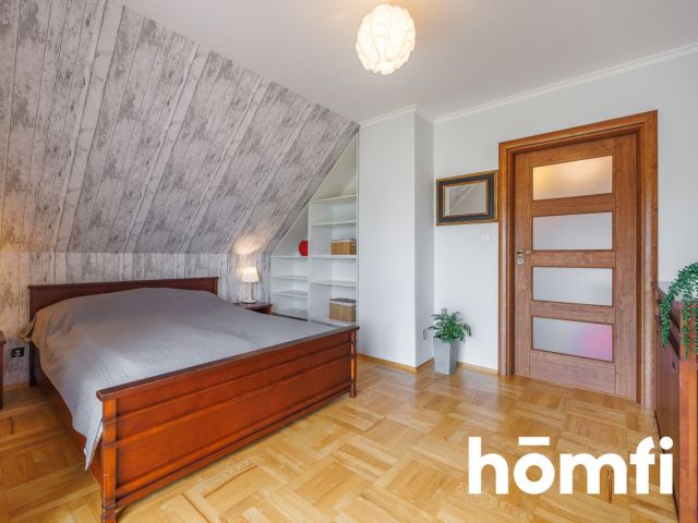Komfortowy dom wolnostojący o pow. 118,6 m² ( 191,26m² pow. całkowita ) na 9,24 arowej działce - Sanok - Dom - Sprzedaż - Sanocki, Sanok