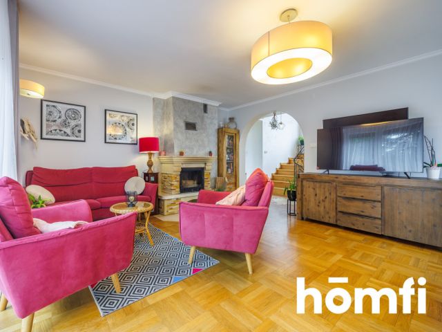 Comfortable detached house with an area of 118.6 m² (191.26m² total area) on a 9.24 ares plot - Sanok - Дім - Продаж - Sanocki, Sanok