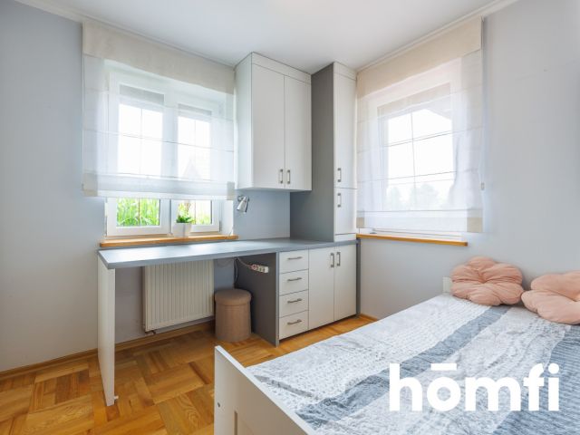 Comfortable detached house with an area of 118.6 m² (191.26m² total area) on a 9.24 ares plot - Sanok - Дім - Продаж - Sanocki, Sanok