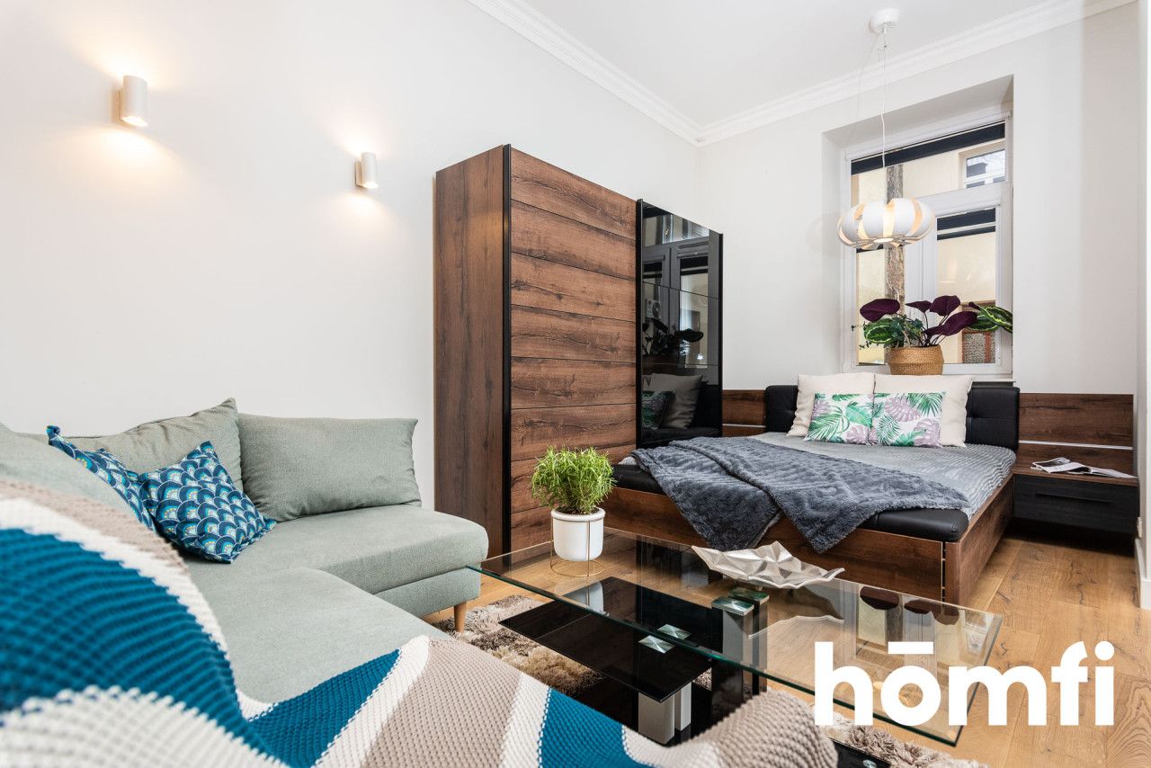 A large studio apartment next to Galeria Kazimierz - Apartment - Sale - Kraków, Śródmieście