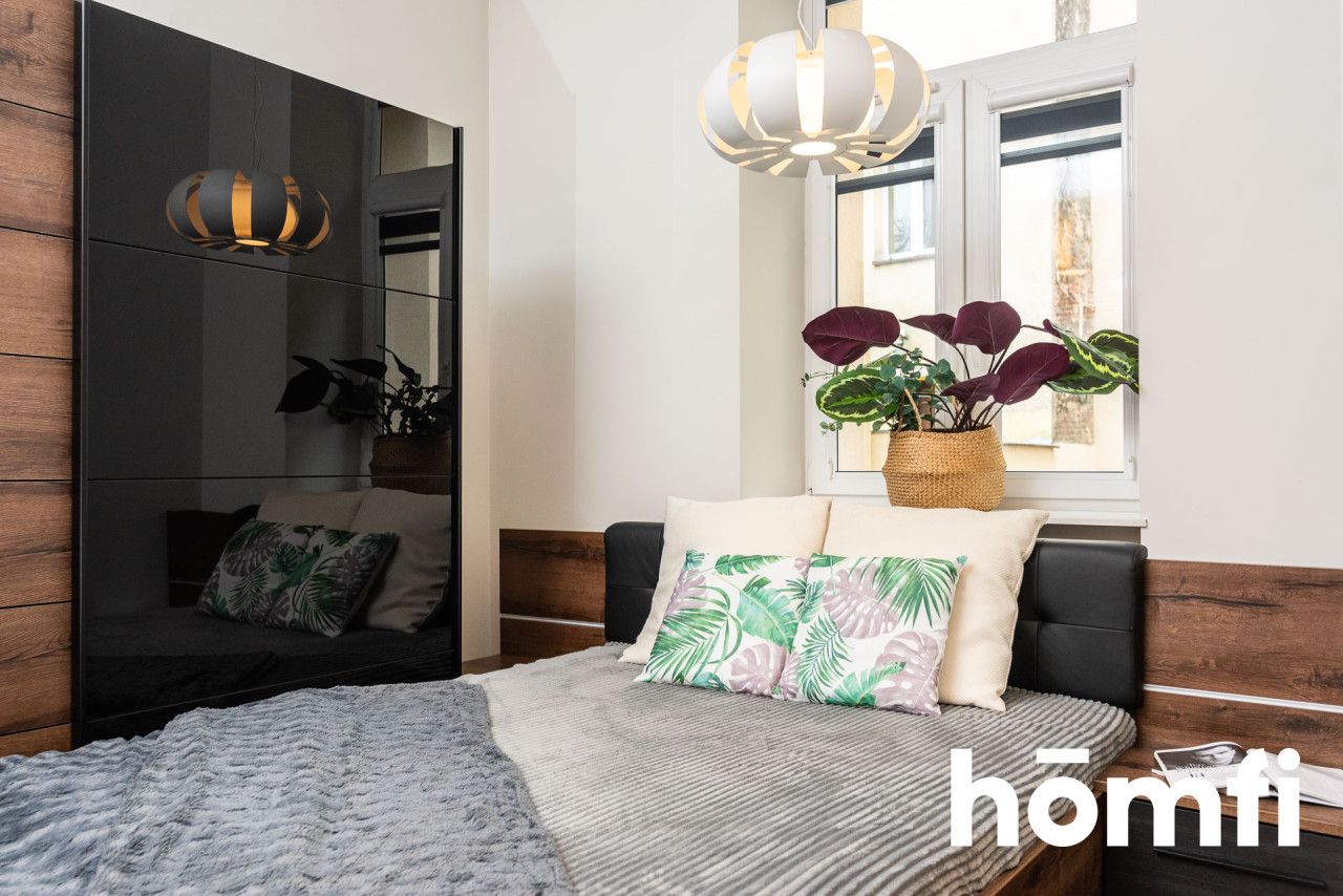 A large studio apartment next to Galeria Kazimierz - Apartment - Sale - Kraków, Śródmieście