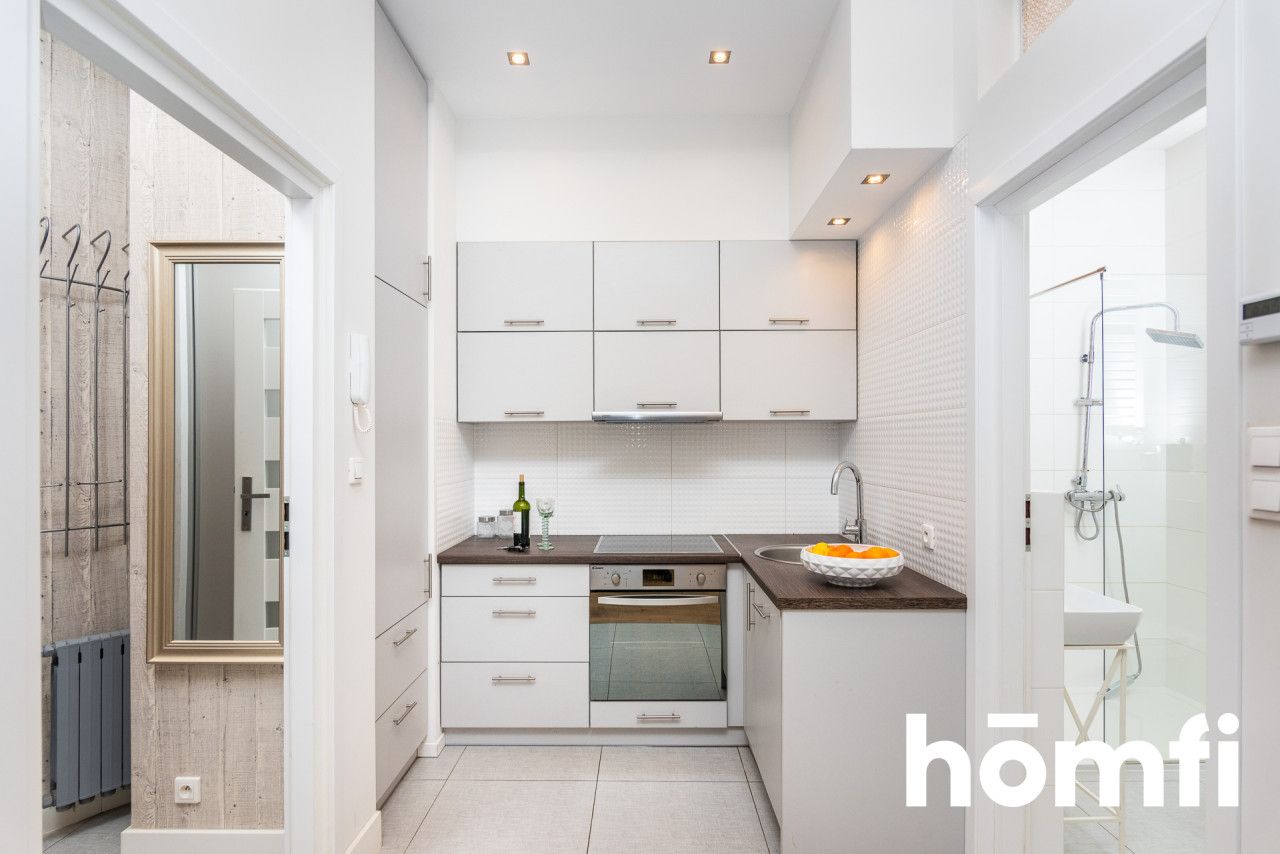 A large studio apartment next to Galeria Kazimierz - Apartment - Sale - Kraków, Śródmieście