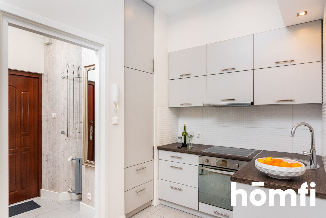 A large studio apartment next to Galeria Kazimierz - Apartment - Sale - Kraków, Śródmieście