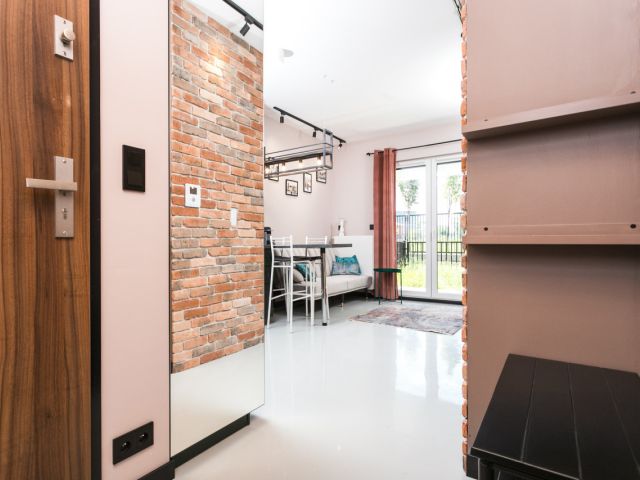 FOR RENT! 2-ROOM APARTMENT WITH GARDEN – RAKOWICKA / GRZEGÓRZKI - Apartment - Rent - Kraków, Śródmieście / Stare Miasto